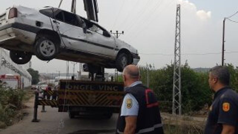 Mersin'de araç su kanalına düştü: 1 ölü