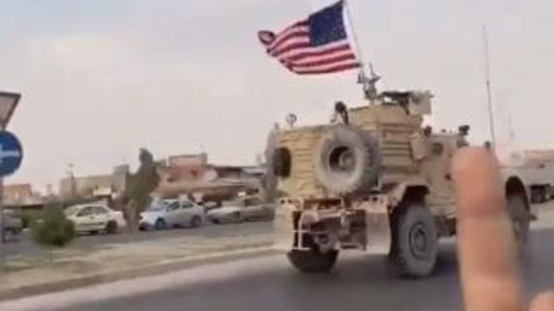 YPG'lilerin Amerikalıları taşladığı yeni görüntüler