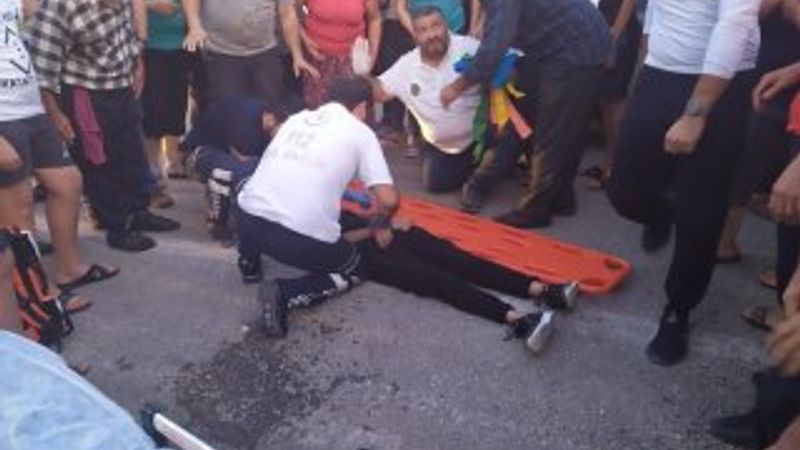 Hatay'da karşıya geçmeye çalışan çocuğa otomobil çarptı