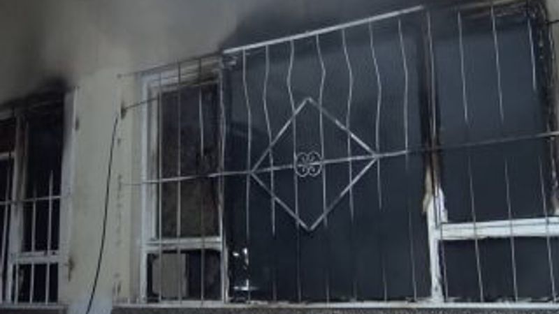 Bursa'daki yangında kendi kurtuldu, köpeği öldü