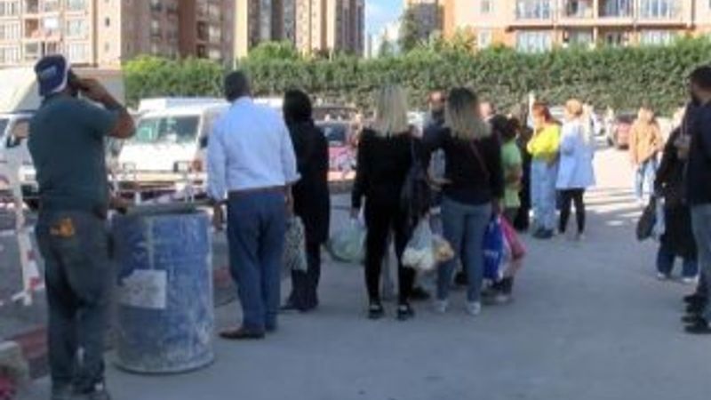 Avcılar'da bir kadın kapalı semt pazarında 3 metreden düştü