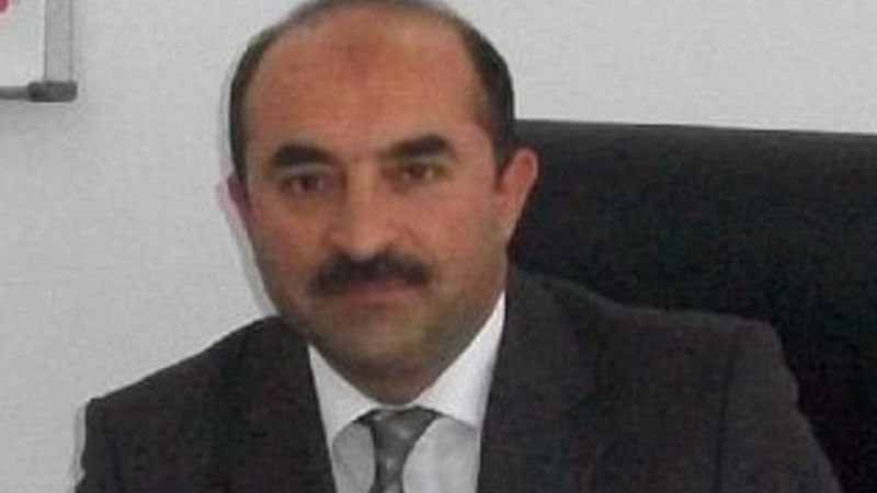 Müzik öğretmeni mangaldan zehirlenerek öldü