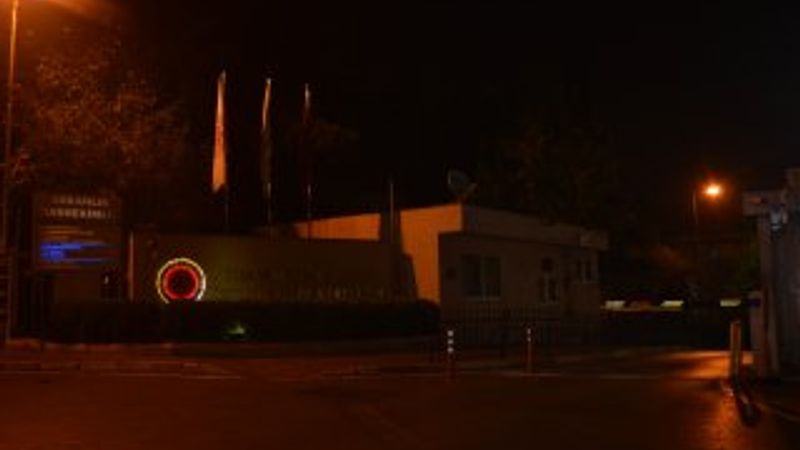 Fatih'te bir hastaneden ambulans çaldılar