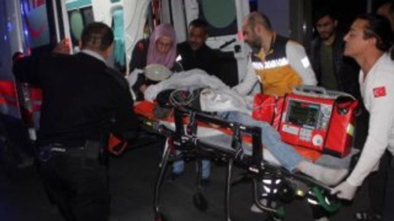 Tartıştığı oğlunu göğsünden bıçakladı