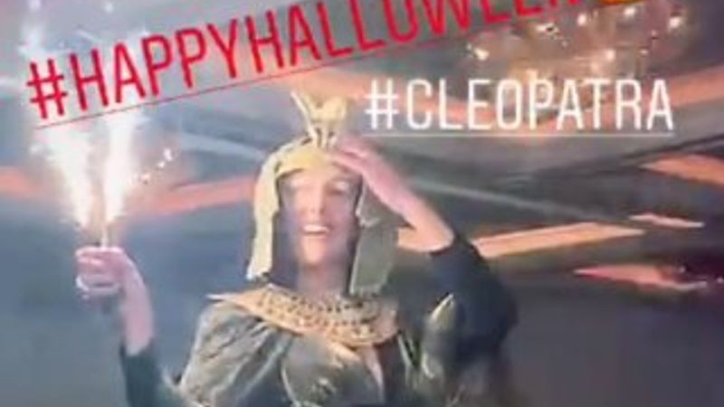 Meryem Uzerli, Kleopatra oldu