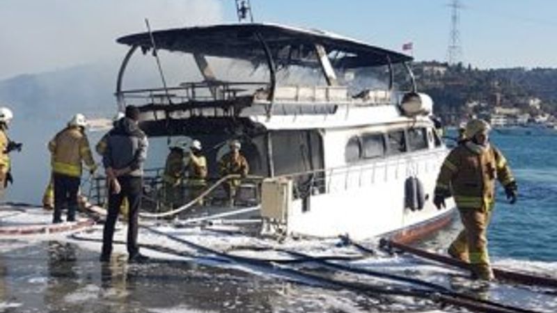 İstanbul Bebek'te yat yangını
