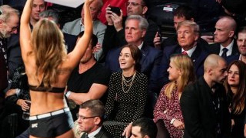 Trump, kafes dövüşü izledi