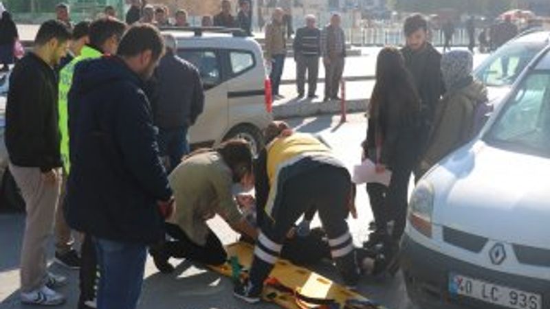 Kırşehir'de yaya geçidini kullanmayan şahsa araç çarptı