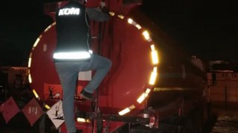 İzmir'de kaçak yakıt operasyonu düzenlendi