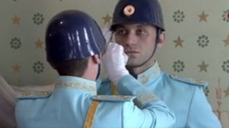 Dolmabahçe Sarayı'nda hüzünlü 10 Kasım töreni