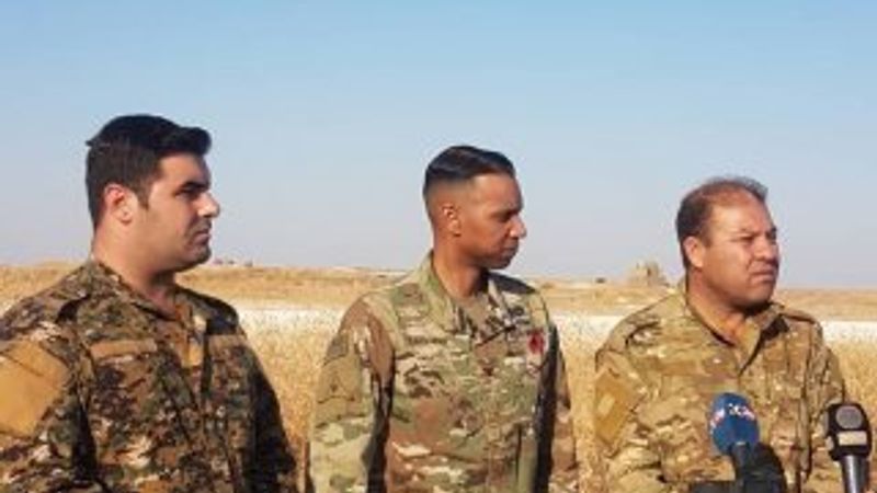 ABD'li komutanlar yine YPG'lilerle yan yana