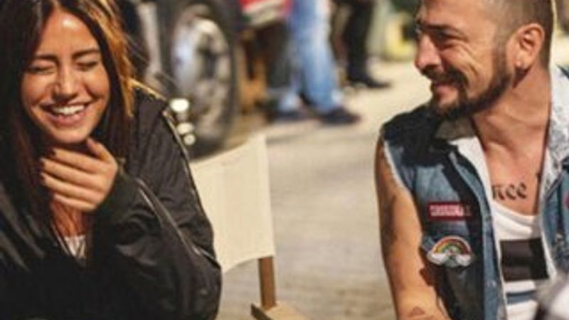 Ahmet Kural'a sevgilisinden romantik kutlama