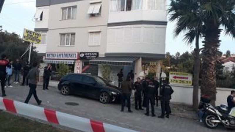 İzmir'de eşini kıskanan koca güzellik salonunu bastı