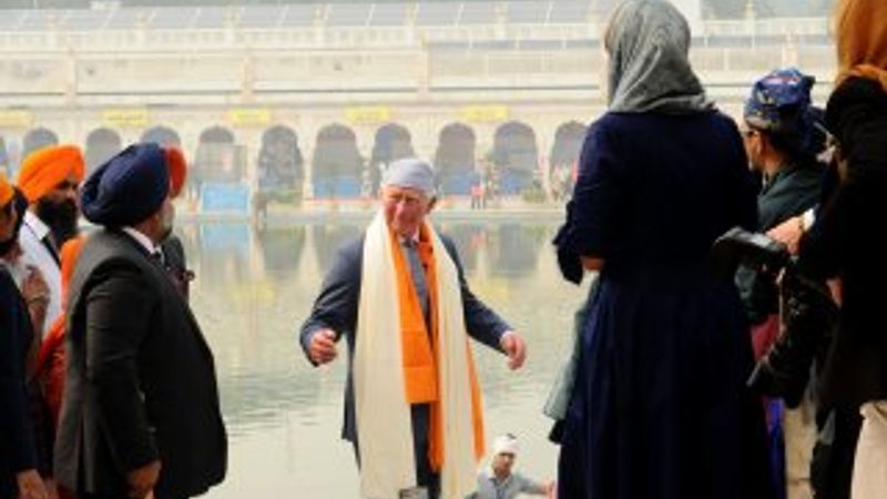 Galler Prensi Charles Hindistan'da