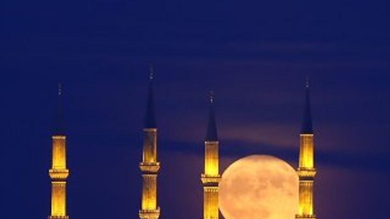 Edirne'de dolunay ve Selimiye Camii büyüledi
