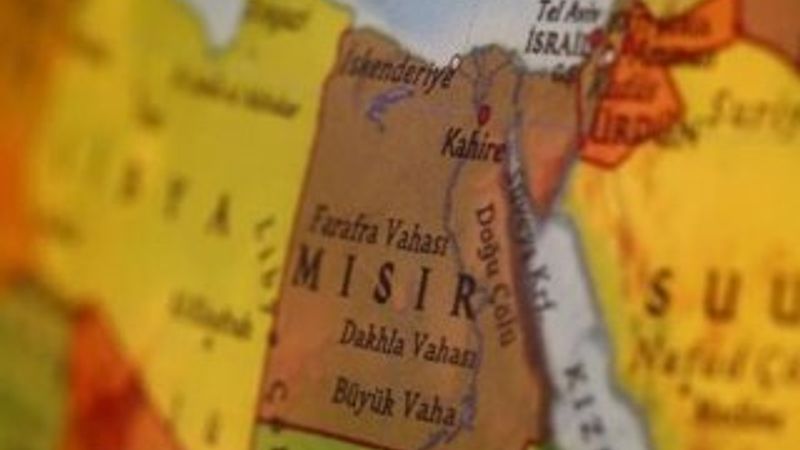 Petrol çalmaya çalışan bir kişi yangın çıkardı: 6 ölü