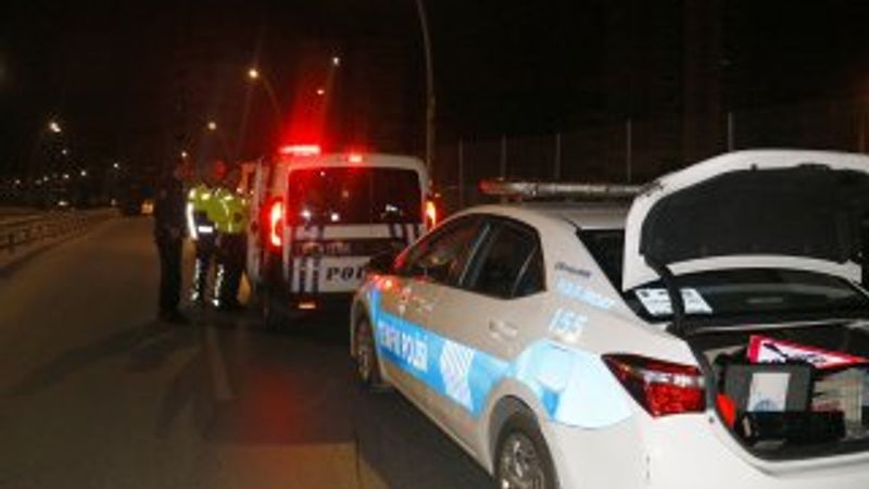 Adana'da dur ihtarına uymayan sürücü alkollü çıktı