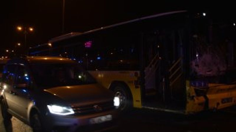 İstanbul'da İETT otobüsü kaza yaptı