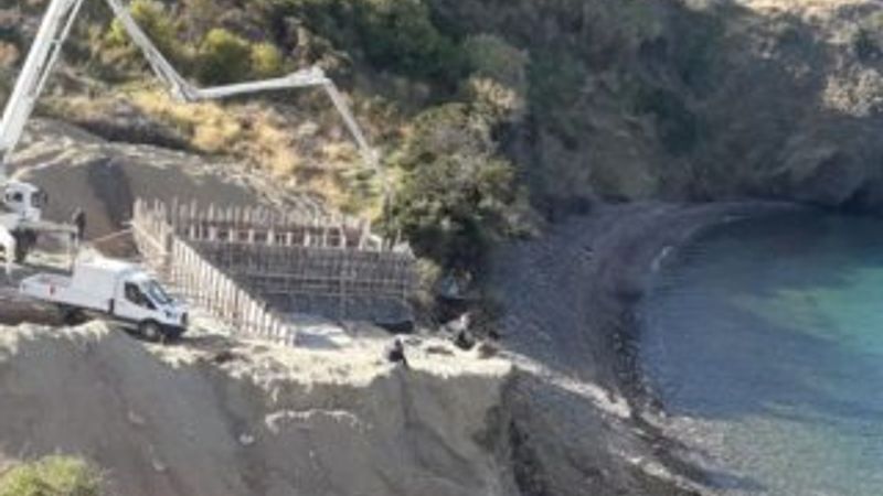 İzmir Karaburun'da doğayı katleden inşaat