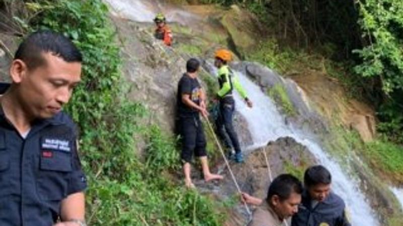 Fransız turist selfie çekerken şelaleden düştü