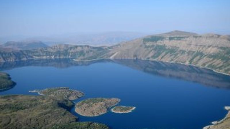 Nemrut Krater Gölü'nün eşsiz güzelliği