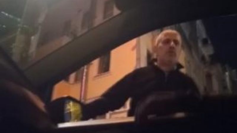 Beyoğlu'ndaki değnekçiler gözaltına alındı