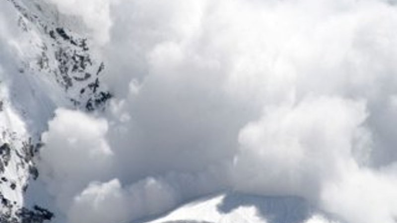 Himalayalar’da çığ düştü: 6 ölü