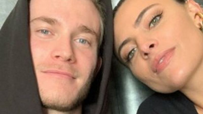 Karius’un sevgilisinden maço çıkışı