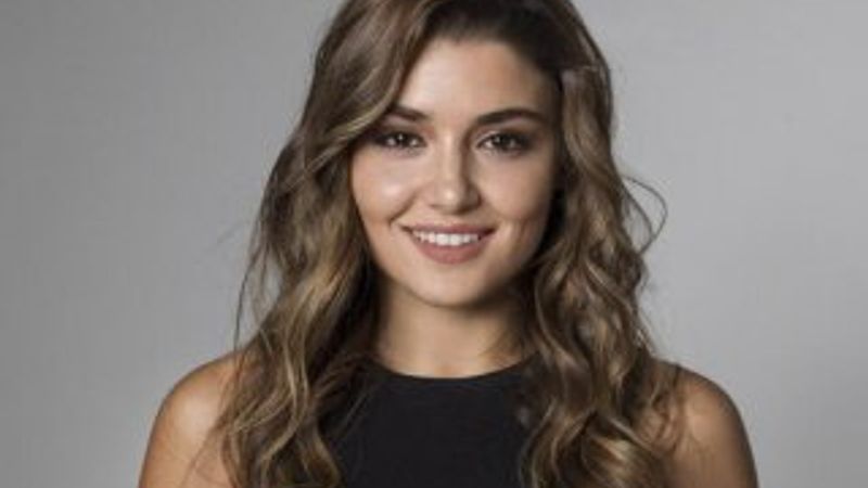 Hande Erçel'den çocuklara yardım eli