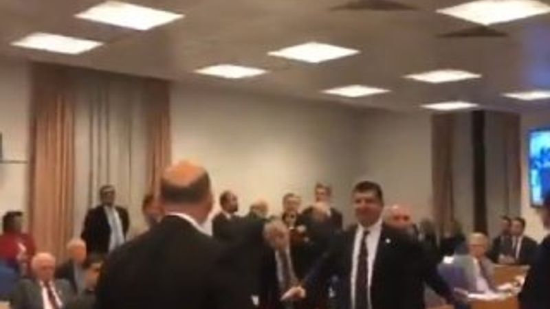 Süleyman Soylu'dan SP'li Cihangir İslam'a salvolar