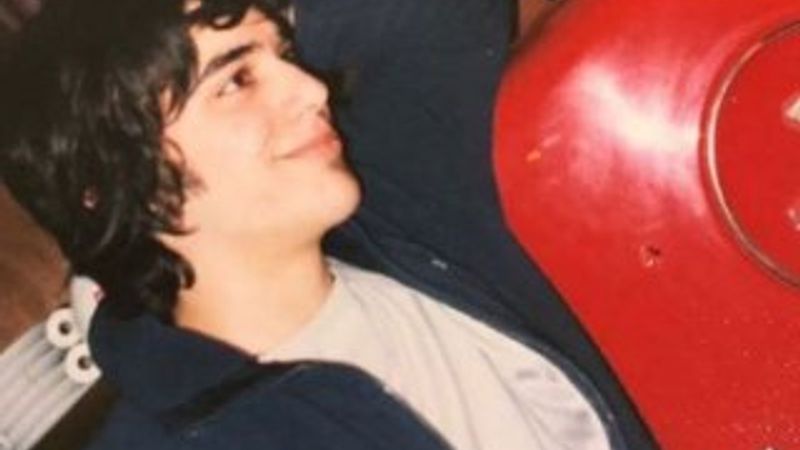 Kadir Doğulu'nun gençlik hali