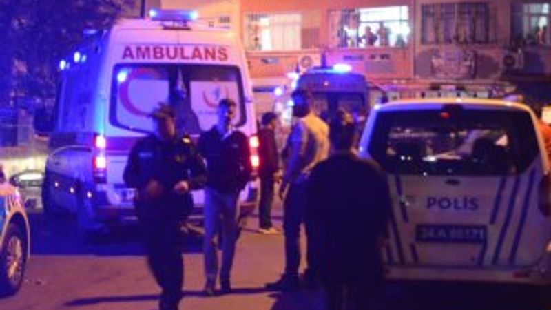 İstanbul'da bir baba, oğlunu ve polisi vurdu
