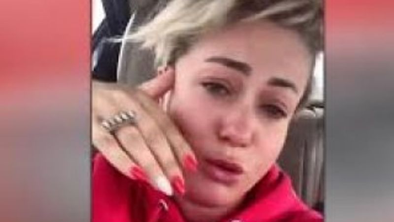 Yeliz Yeşilmen'in benzini bitti