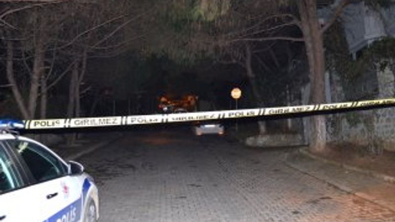 Patrik Bartholomeos'un evine giren hırsızlar yakalandı