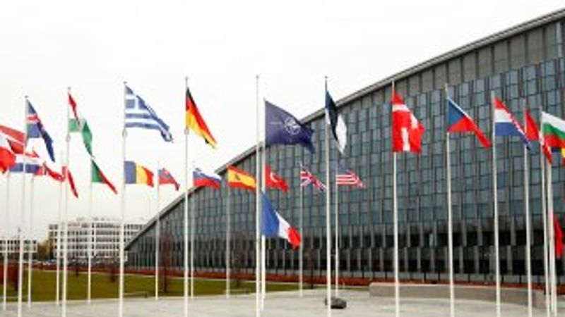 NATO'da Türkiye ile ABD arasında YPG restleşmesi