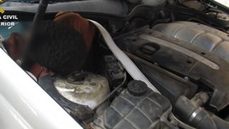 İspanya'ya kaçak girmeye çalışan göçmenler yakalandı