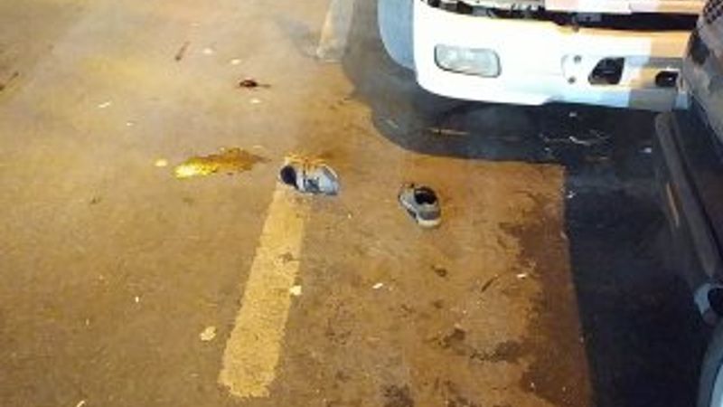 Para bozdurmak için karşıya geçen çocuğa araba çarptı