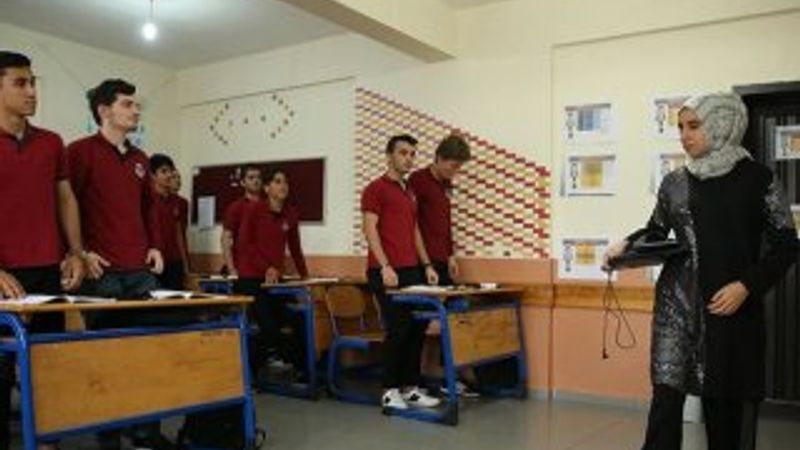 Görme engelli öğretmenin azmi