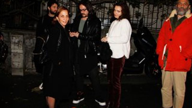 Sertab Erener söyledi, Nil Karaibrahimgil dans etti