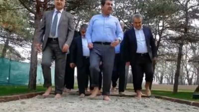 Türkiye'nin ilk ayakkabısız girilen parkı Esenler'de