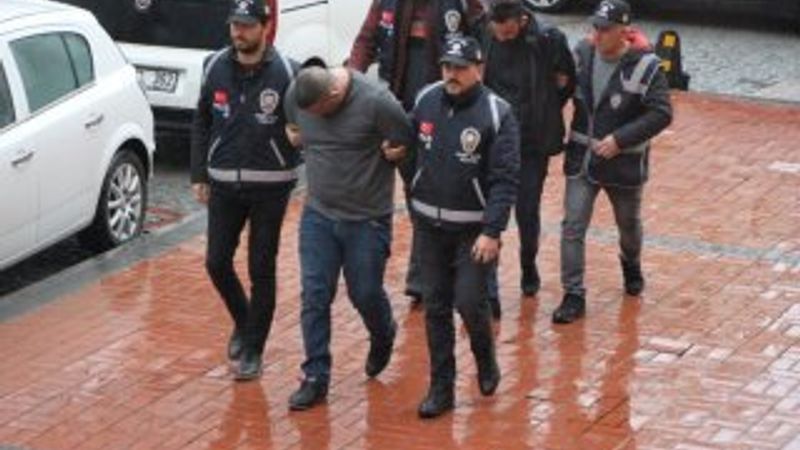 Her yerde aranan suç makinesi sahte kimlikle yakalandı