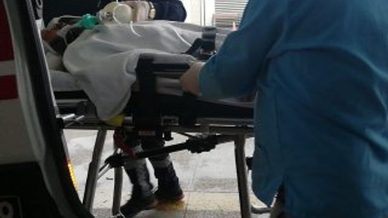 Bursa'da odun kesen adam hastanelik oldu