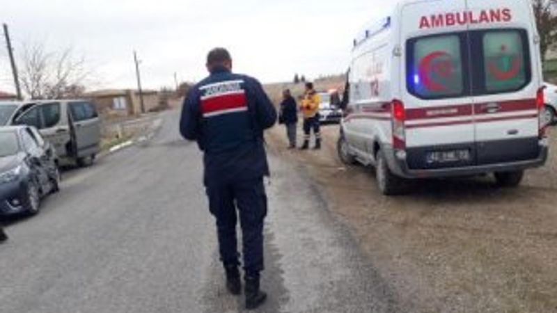 Direksiyon başında vurulan sürücü, kaymakam aracına çarptı