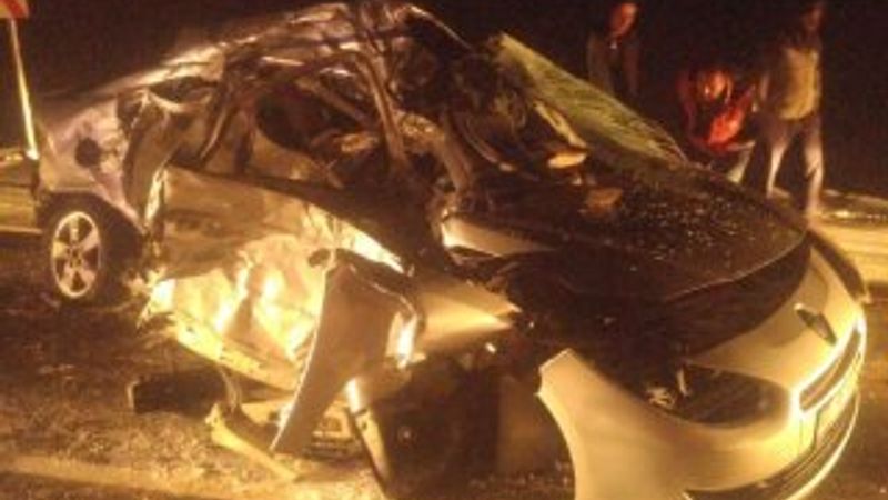 Kayseri'de otomobil ile yolcu otobüsü çarpıştı