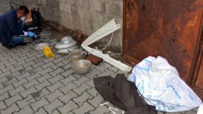 Kahramanmaraş'ta hırsız kaçarken kimliğini bıraktı