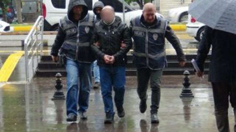 Cinsel tacizde bulunan kişiyi bıçakladı