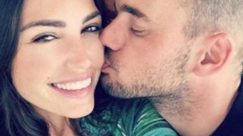 Wesley Sneijder ile Yolanthe Cabau barıştı