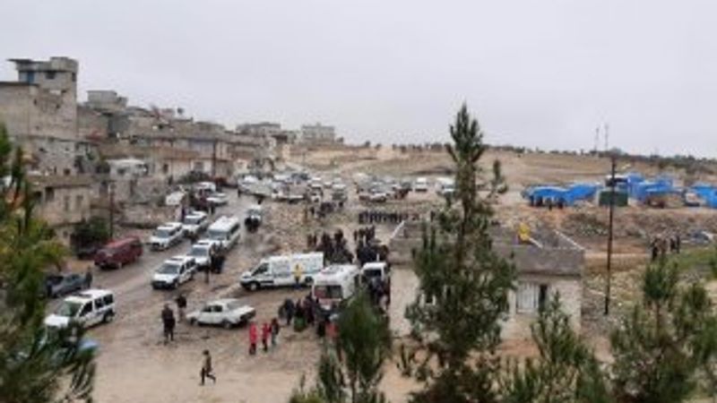 Sevdiğinin evlenmesine dayamadı, canına kıydı