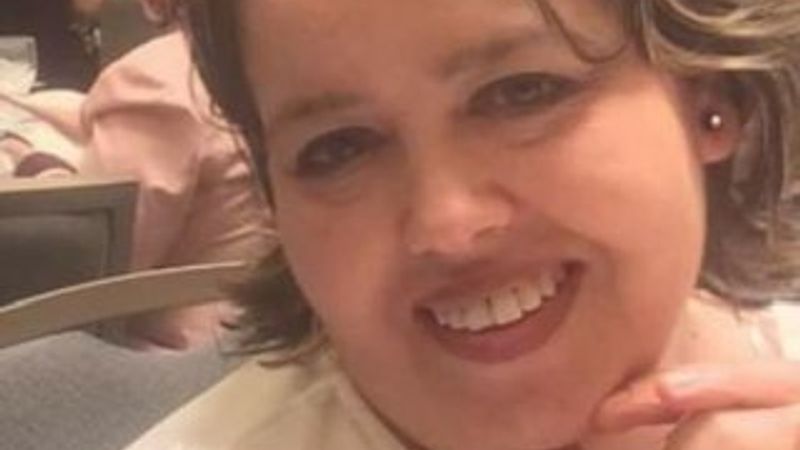 İstanbul'da camı silen kadın 11'inci kattan düştü