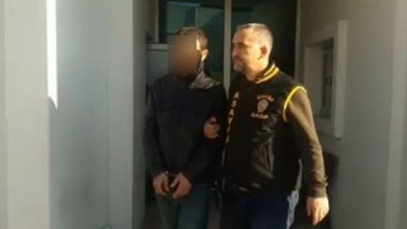 Çocukların telefonunu gasbeden sahte polisler yakalandı